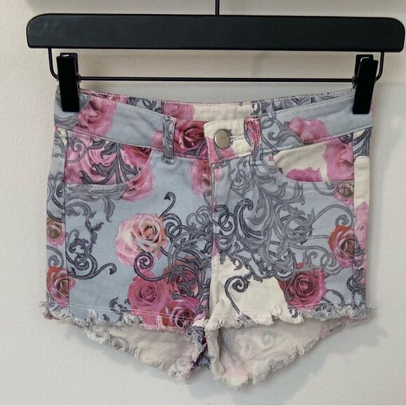 H&M Conscious Collection Roses Shorts - Picture 12 of 14
